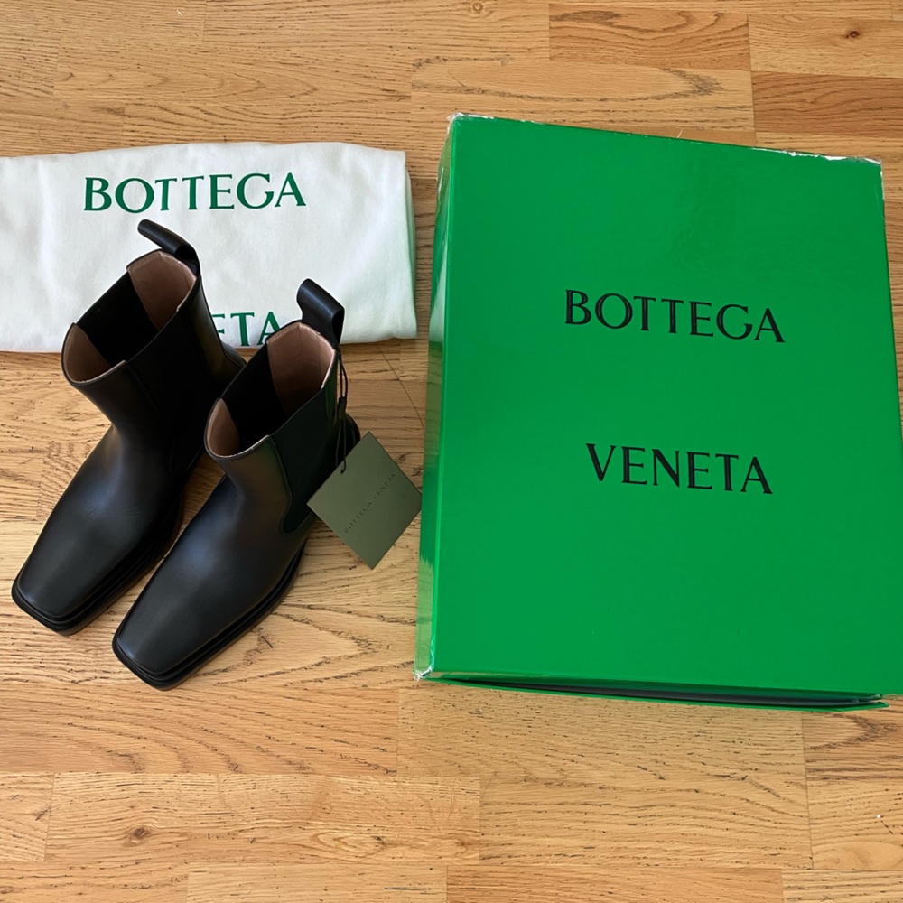 Bottega Veneta Leather Ankle Chelsea Boots Women EU34 US4.5 US4